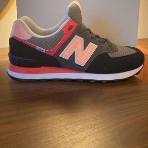 New Balance Women’s 574 Casual Shoes, women size 8, never worn.